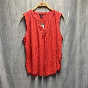 Tahari Red Sleeveless Top size large NWT